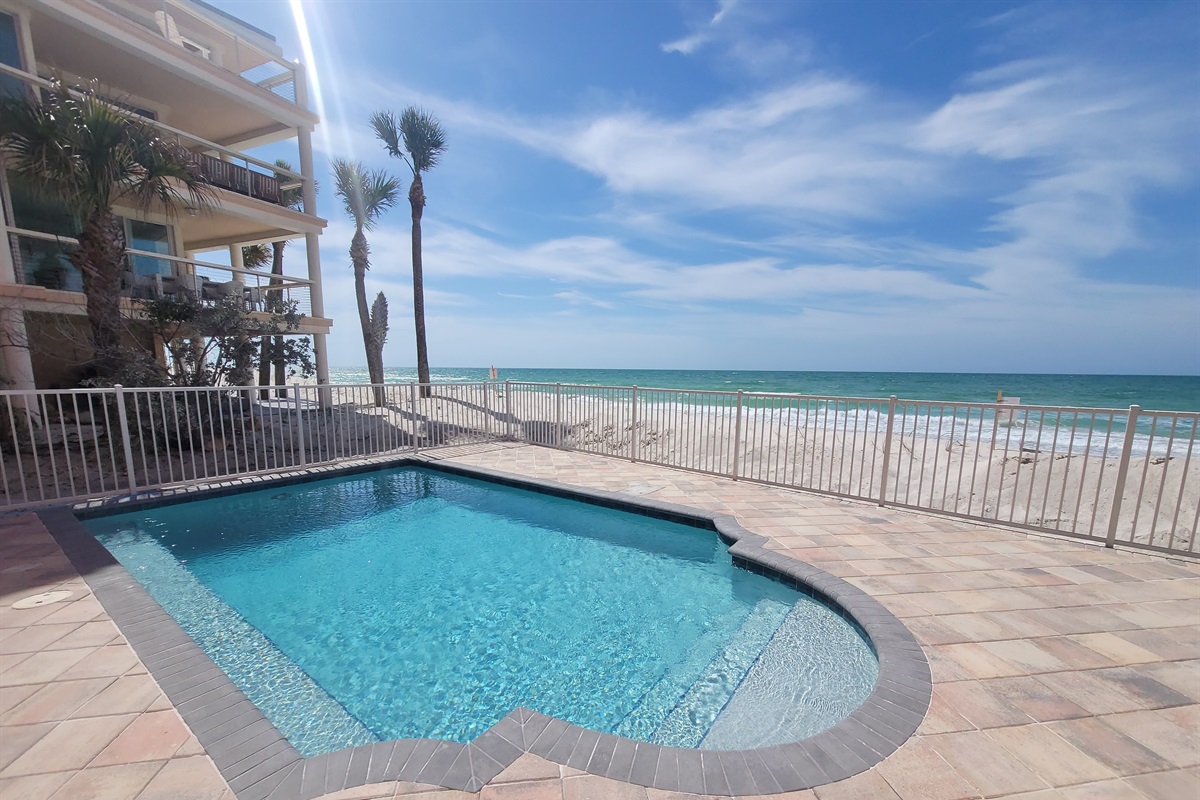 Heated Pool on the Beach!