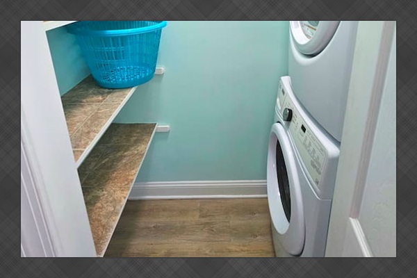 laundry room washer and dryer. Laundry pods provided.