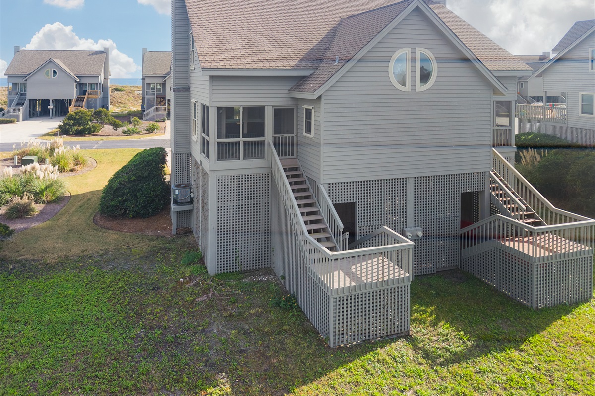 Pet-friendly yard area offering room to roam and unwind.