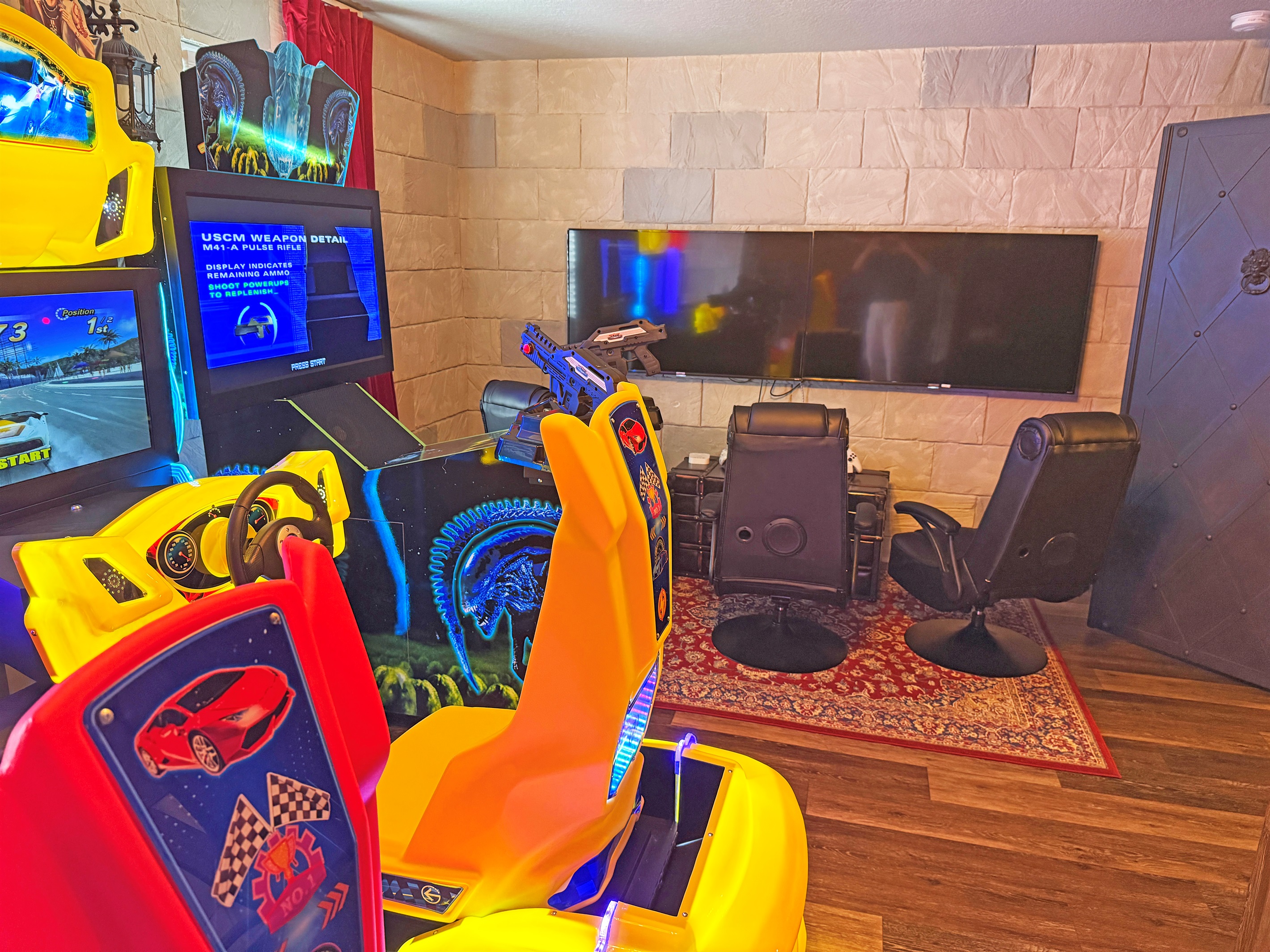 Kids Arcade Room-Also Has Xbox And PS4 Video Consoles With TVs