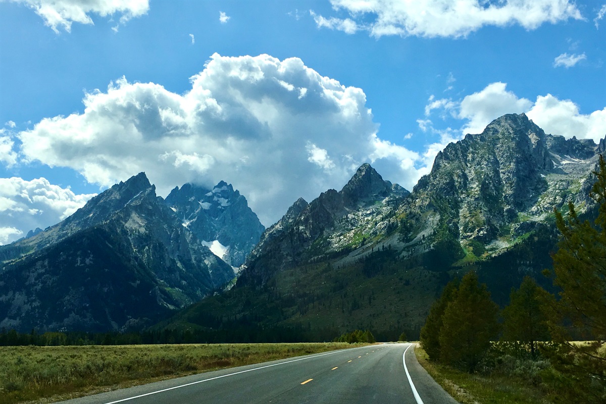 Whether you arrive via air or via the winding roads, you'll thoroughly enjoy the scenery.  On your journey into Alpine, you can't help but appreciate the grandeur of the Tetons razor-edged peaks! You haven't unpacked, but vacation has already begun!