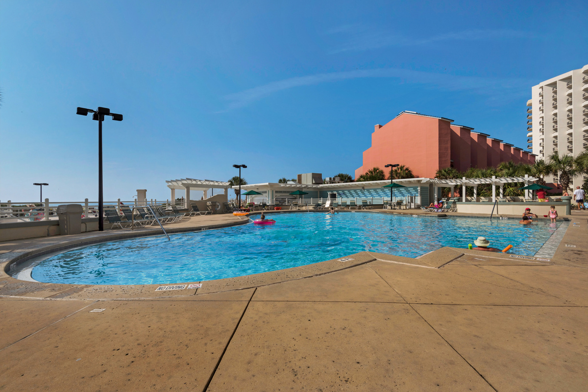 Upper pool overlooking the Gulf.
