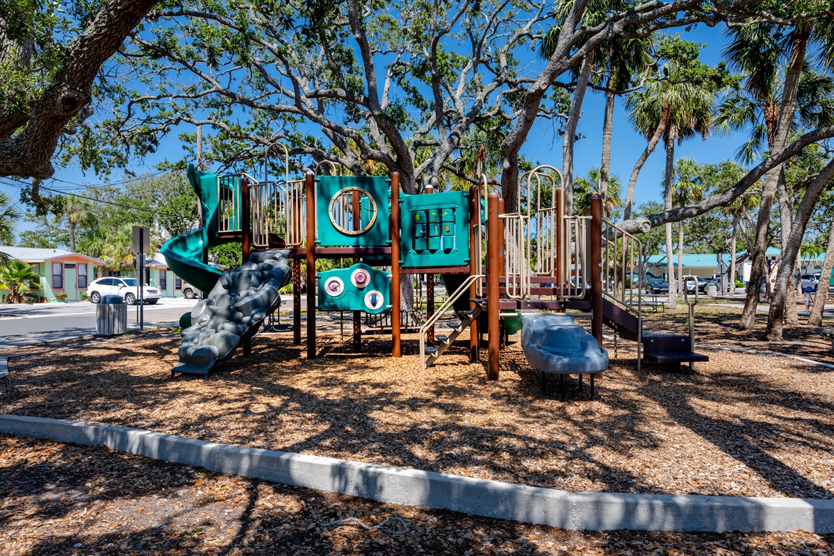 Nearby Playground for Kids to Play
