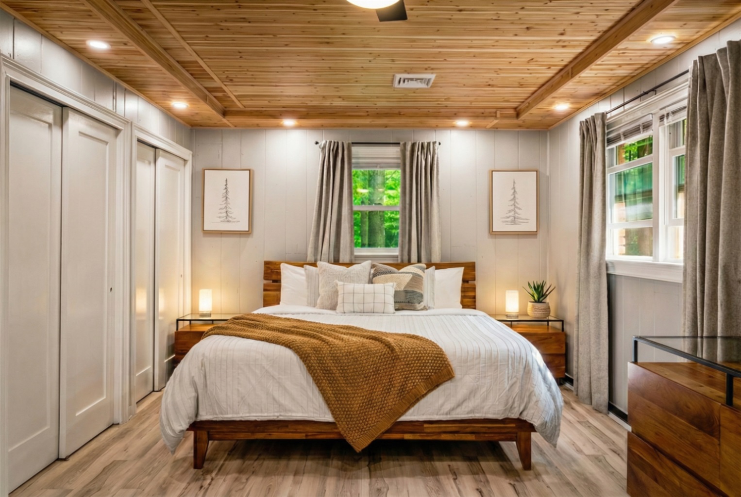 King bed and pure comfort in your master bedroom with ensuite