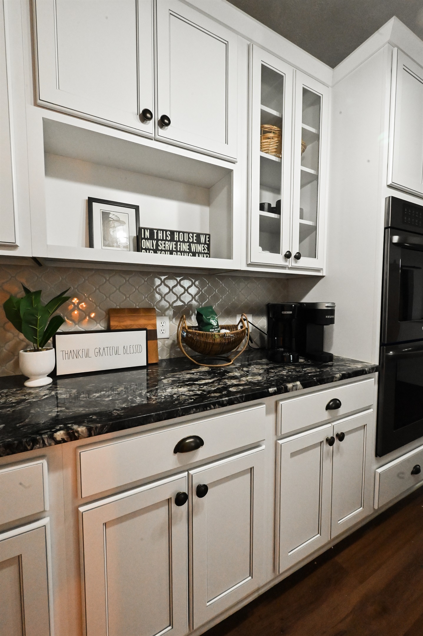 breakfast bar
