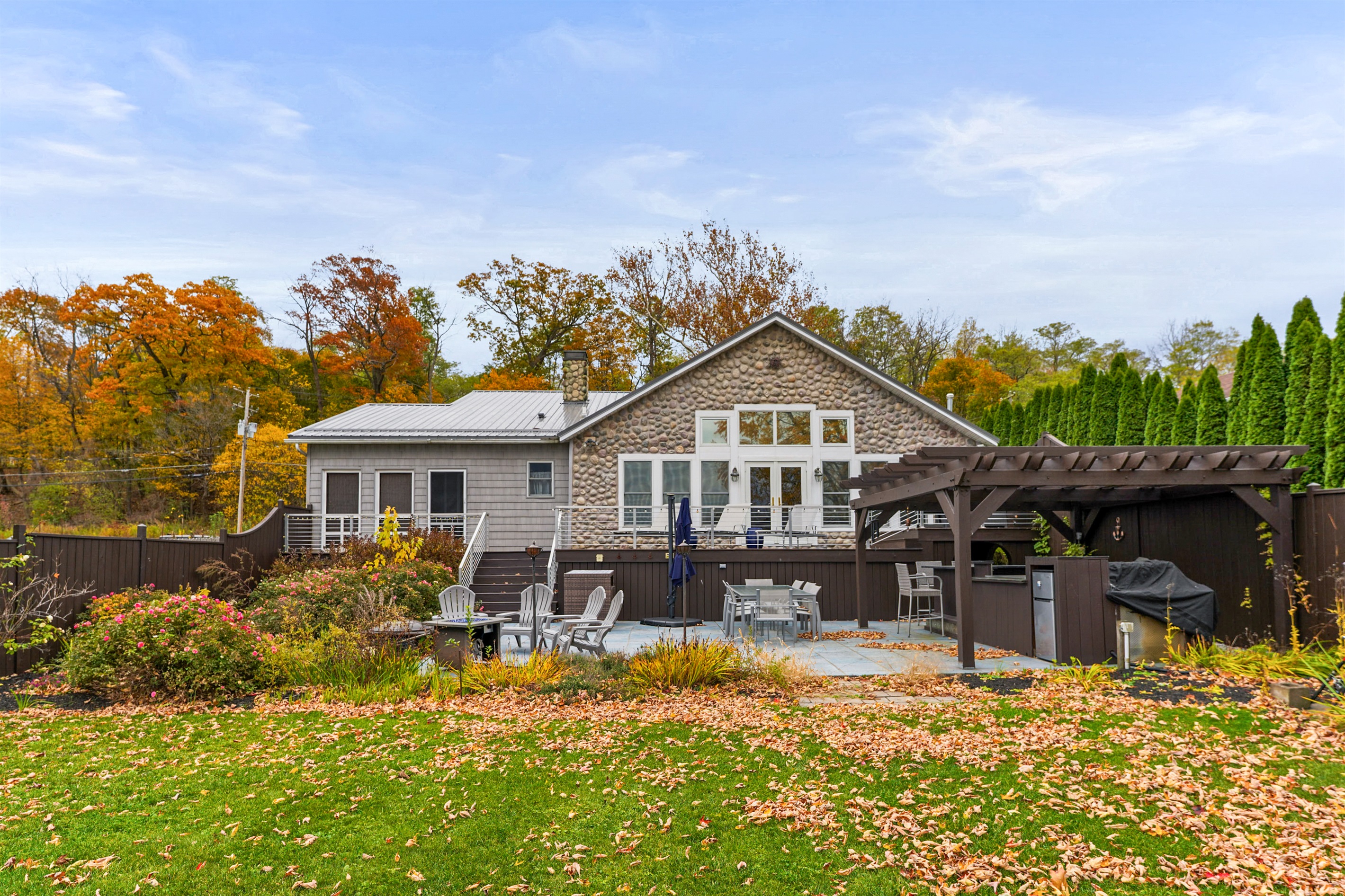 View of the lakeside deck and patio space
