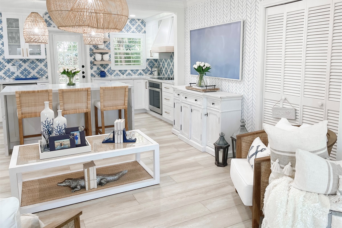 Intimate meals in an elegantly styled setting.