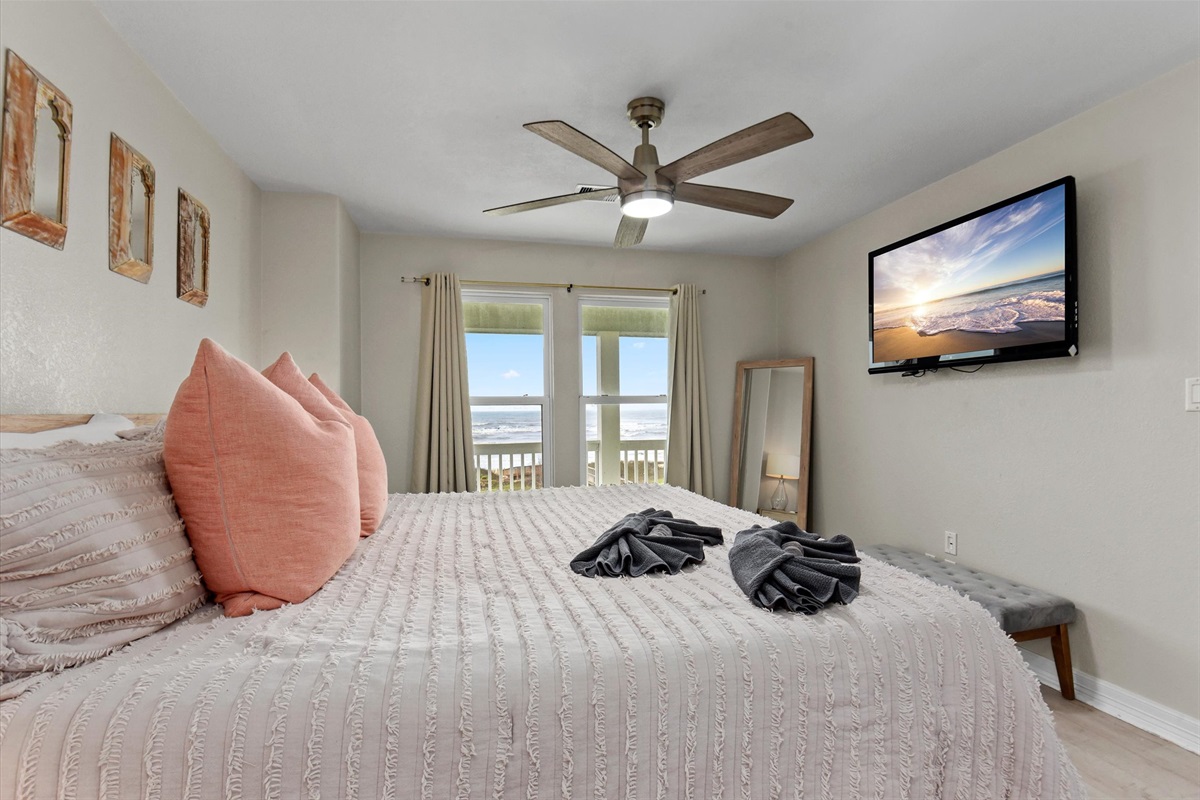 498cbf038d3447f5bd255008ee65af8d Large | Beachhouse | Texas | TX | Vacation Homes | Galveston | Crystal Beach | Kokomo | Breezy Days | Beachfront Elegance | Sunrise Serenity | Southern Sands Property Management, LLC