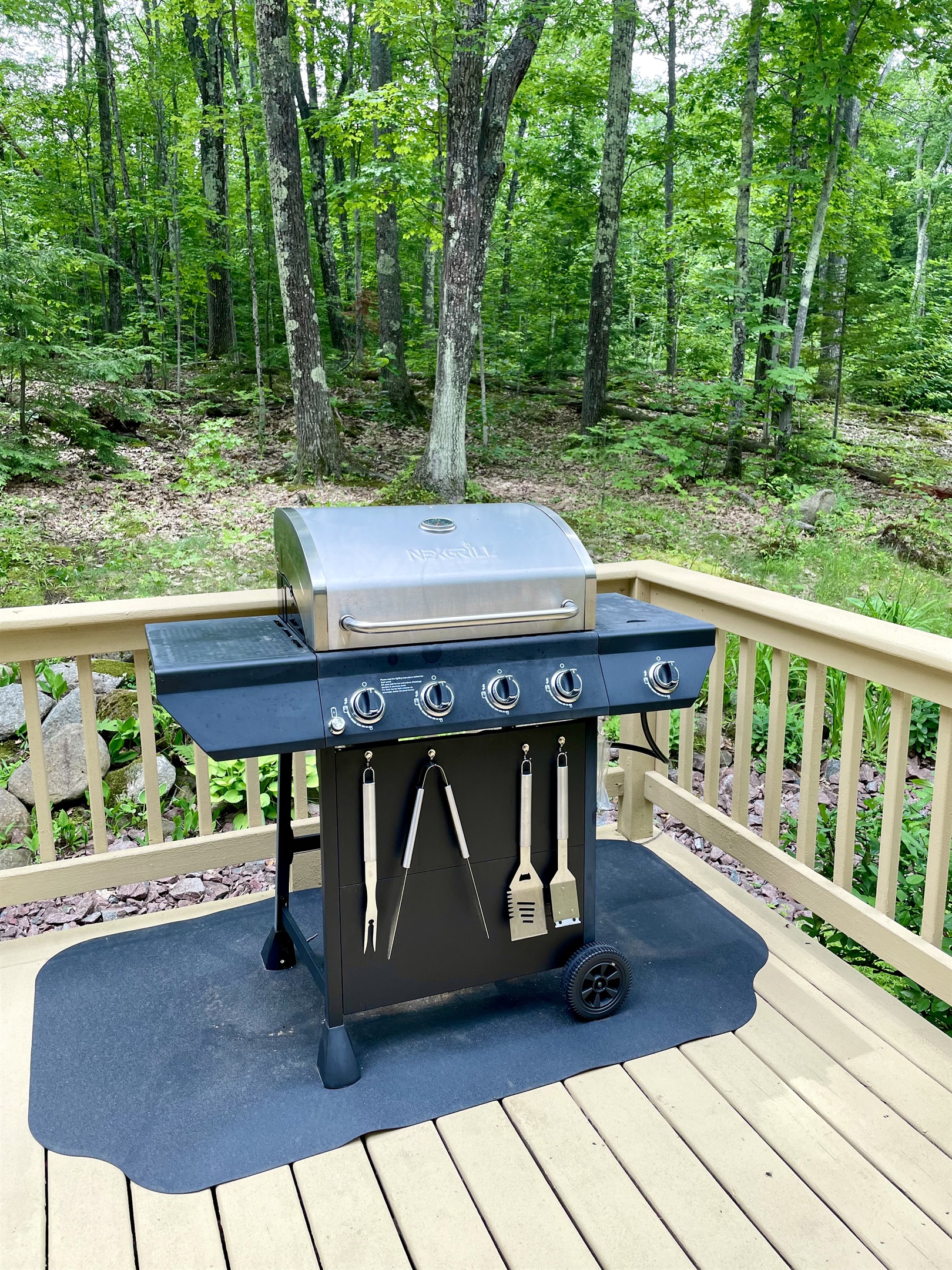 Main Cottage Grill available year-round 