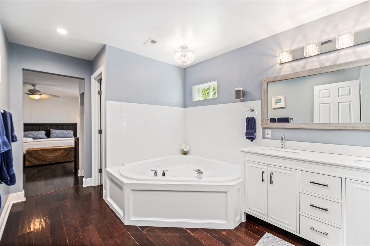 Master Bathroom with Whirlpool Tub