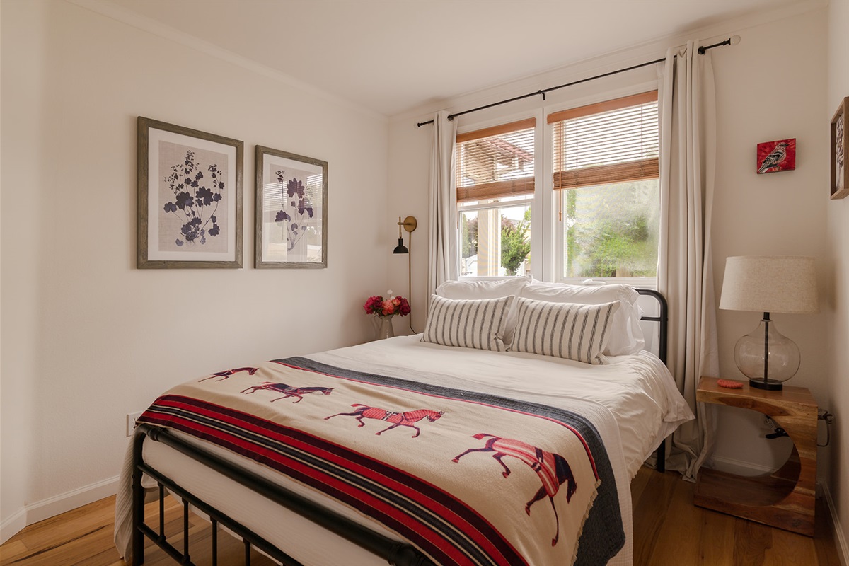 Guest bedroom