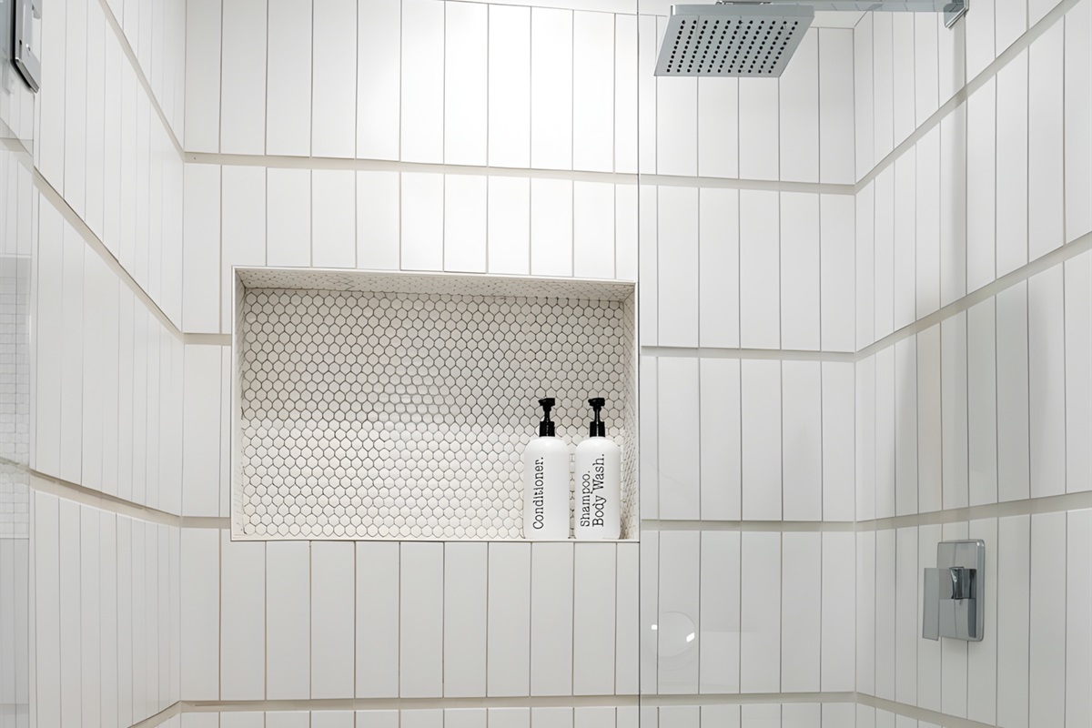 Completely updated full bath with walk-in shower