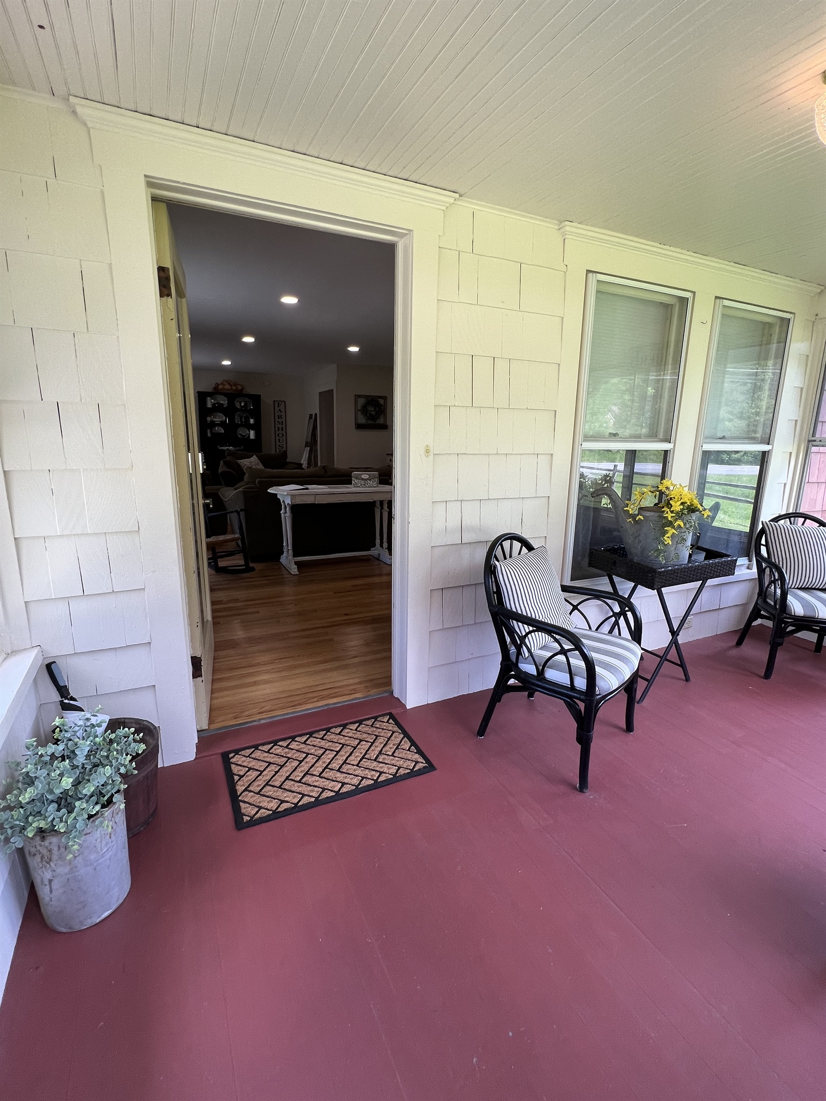 Entrance from sunporch