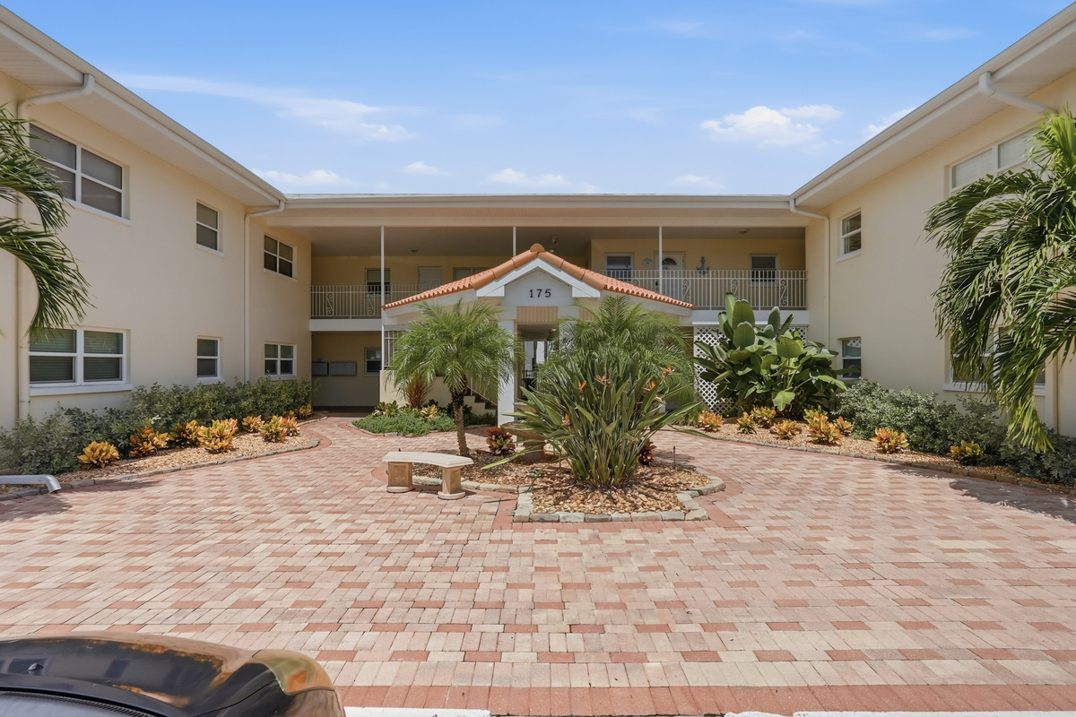 Enjoy convenient access to the nearby beach and spend your days soaking up the sun, swimming in the Gulf, or taking a relaxing walk along the shore.