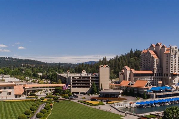 Downtown Coeur d' Alene, Idaho is bustling with activity all year long and only a 15 minute drive using the backroads to town.