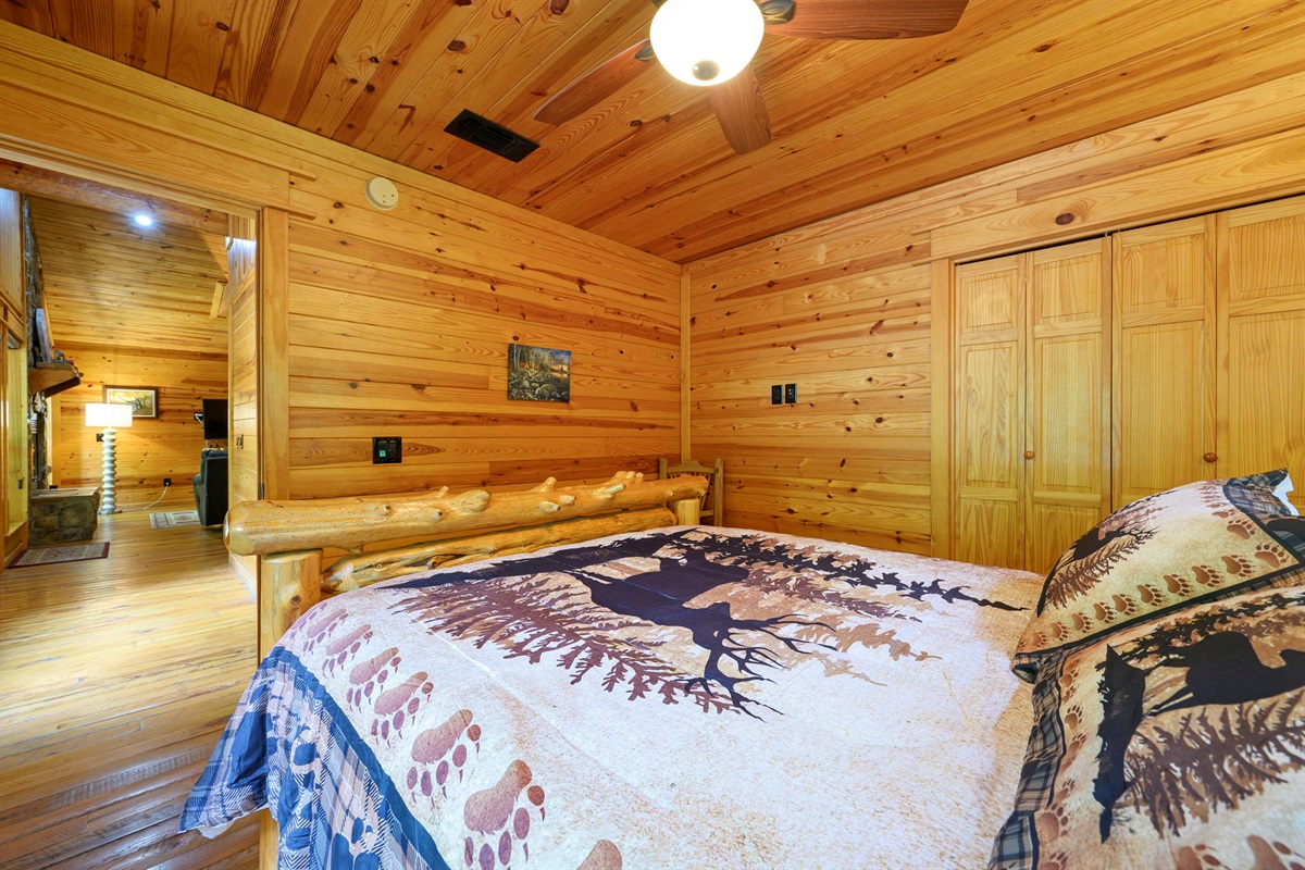 Another view of the front bedroom