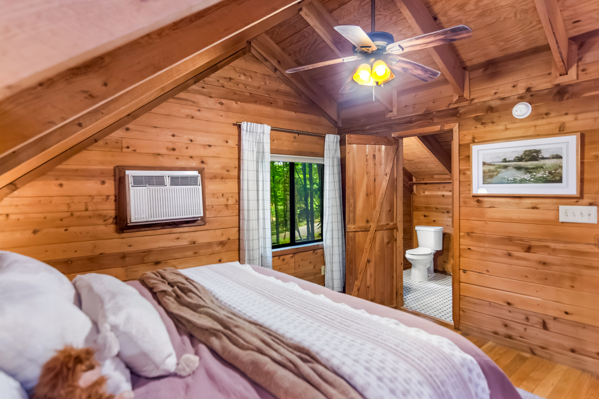 Master suite loft with King Size bed