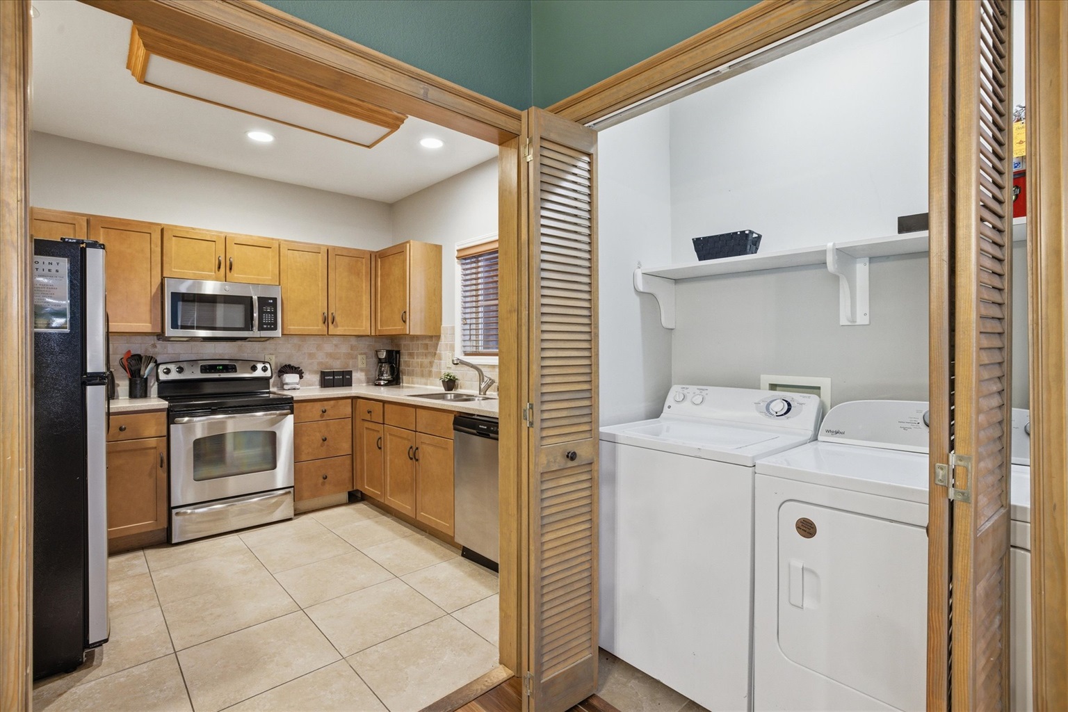 Toss in a quick load anytime with your in-unit washer and dryer, making longer stays or post-adventure cleanups simple and convenient.