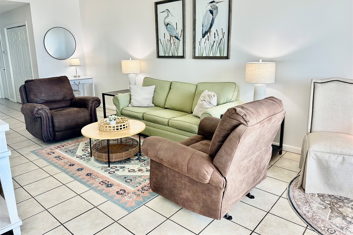 Another shot of the living room!