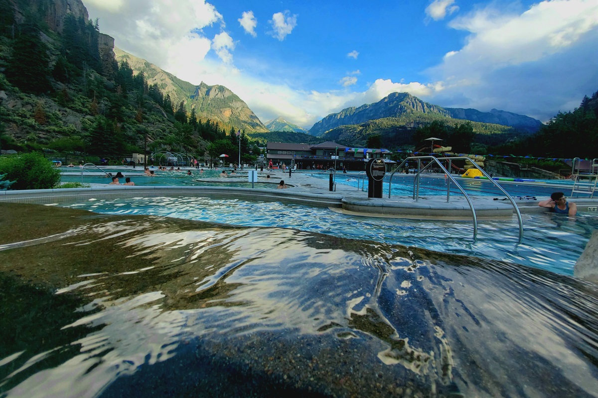 Ouray Hot Springs 15 mins away!
