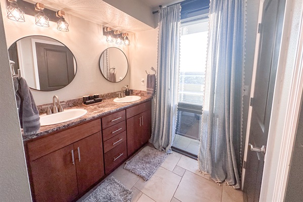 ensuite bath pt 2