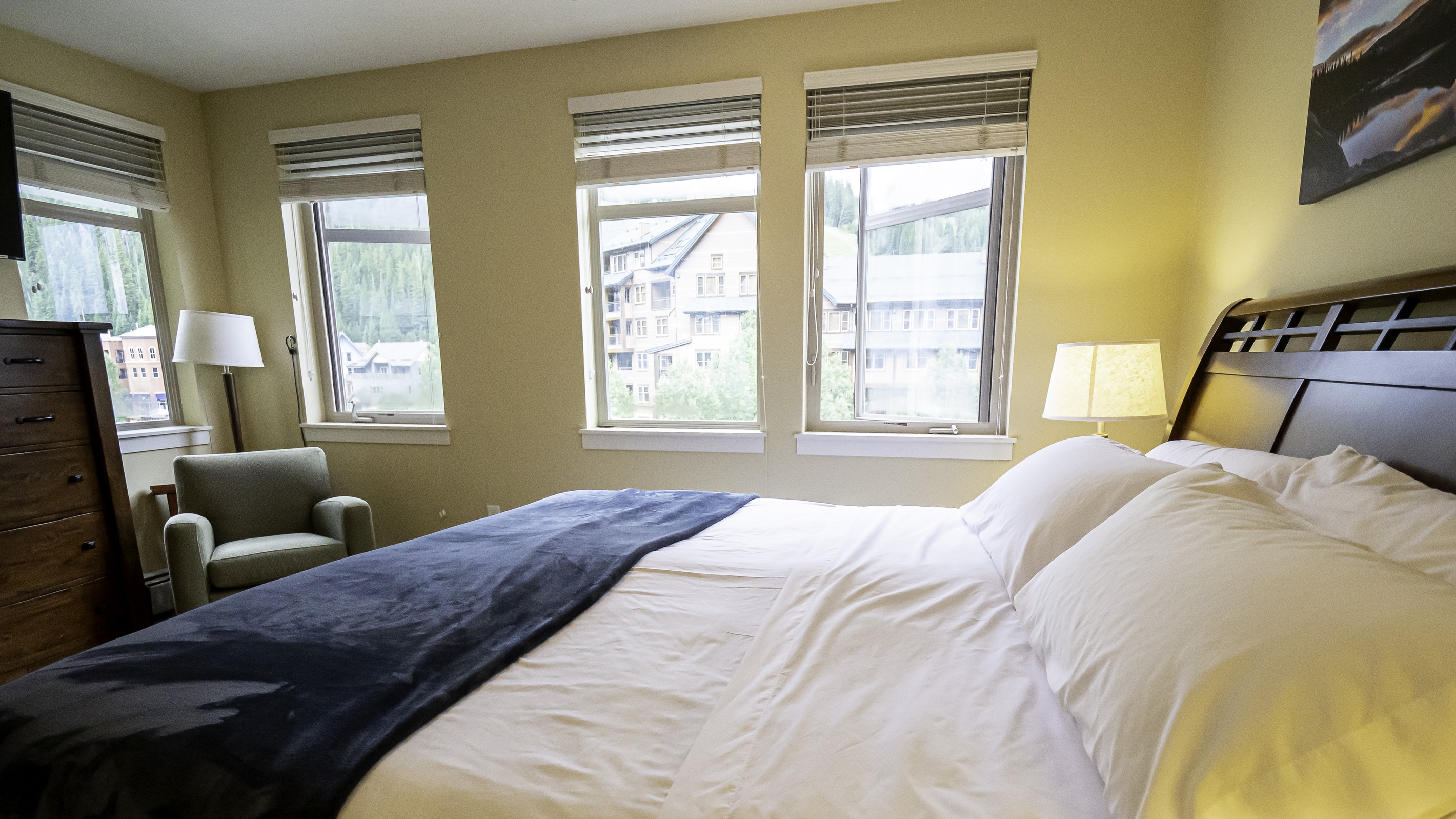 georgeous views from bed!