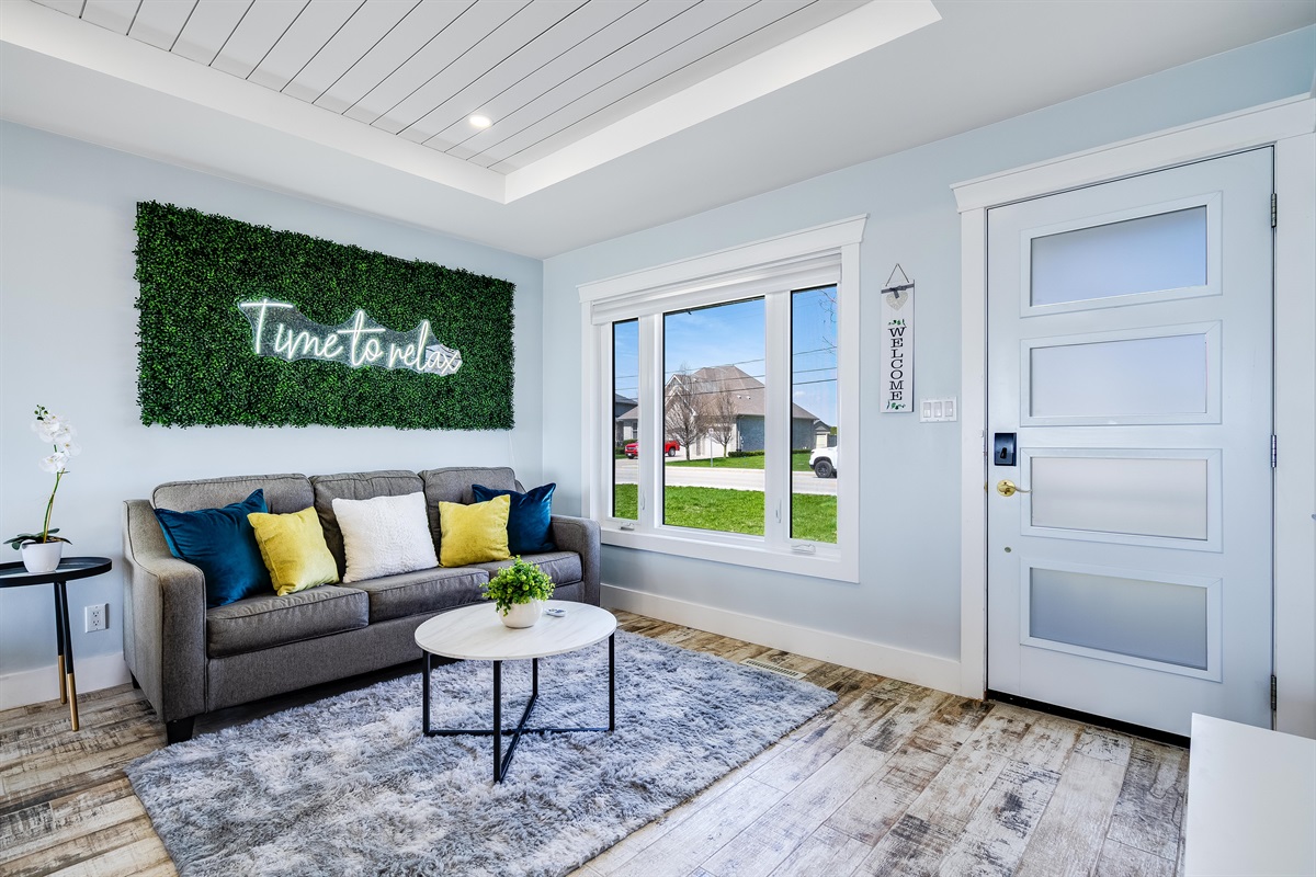 Minimal clutter for a gallery-like feel.