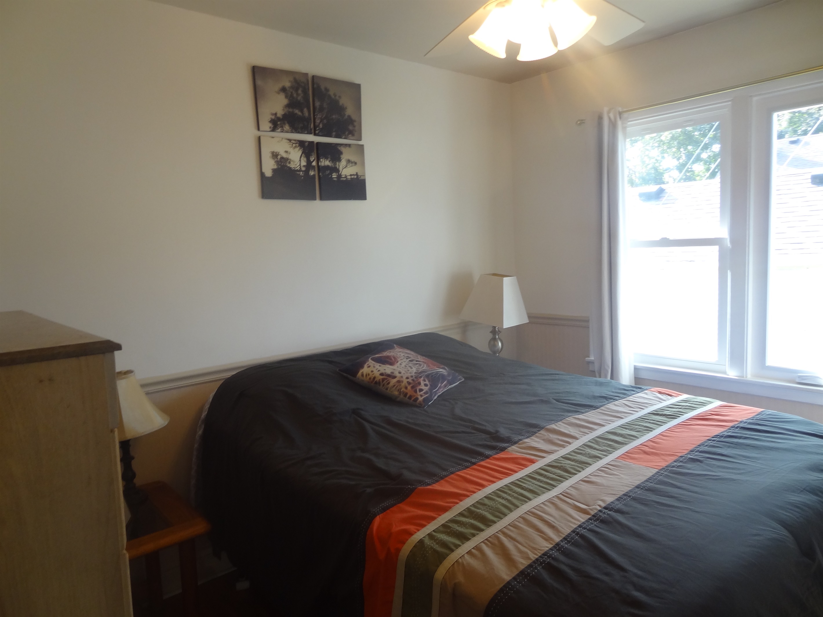 Bedroom 2 with queen bed