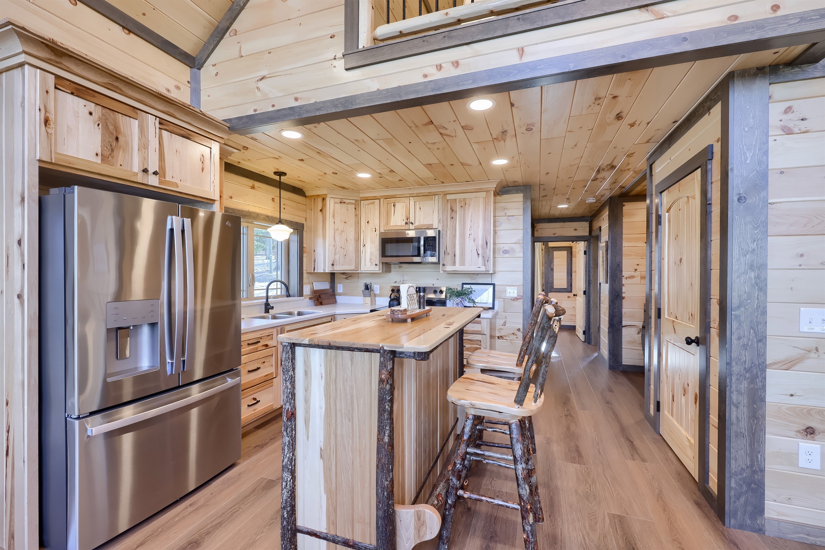 Fully Stocked Kitchen - Plates, Utensils, Cooking Utensils, Pots & Pans, Baking, Blender, Hand Mixer, Bowls