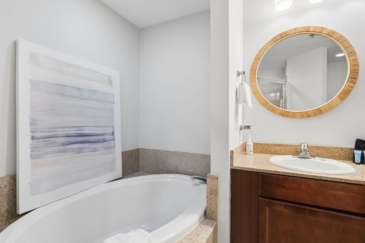 Beachview Escape - Coastal Corner Unit! | Photo 12