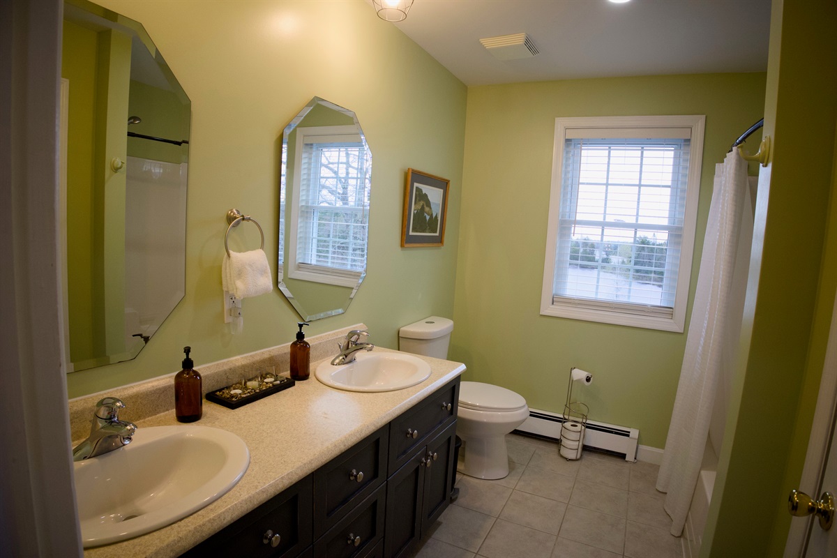 Hall Bath on 2nd Floor