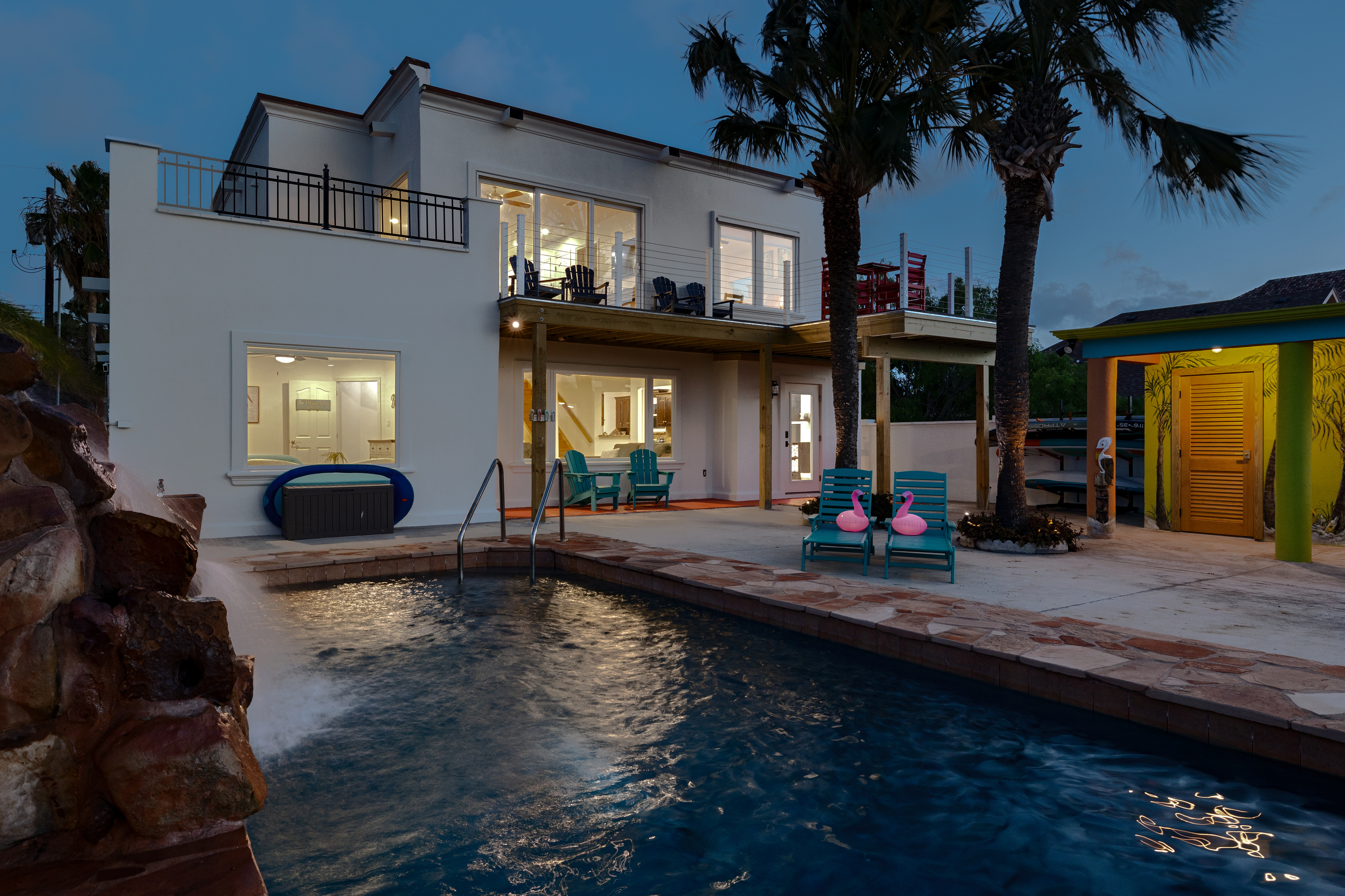 Beautiful evenings under the palm trees in the pool