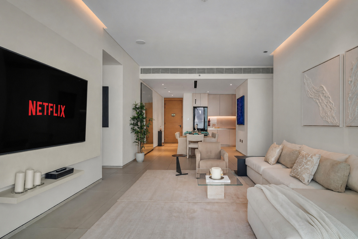 Large living room with panoramic view