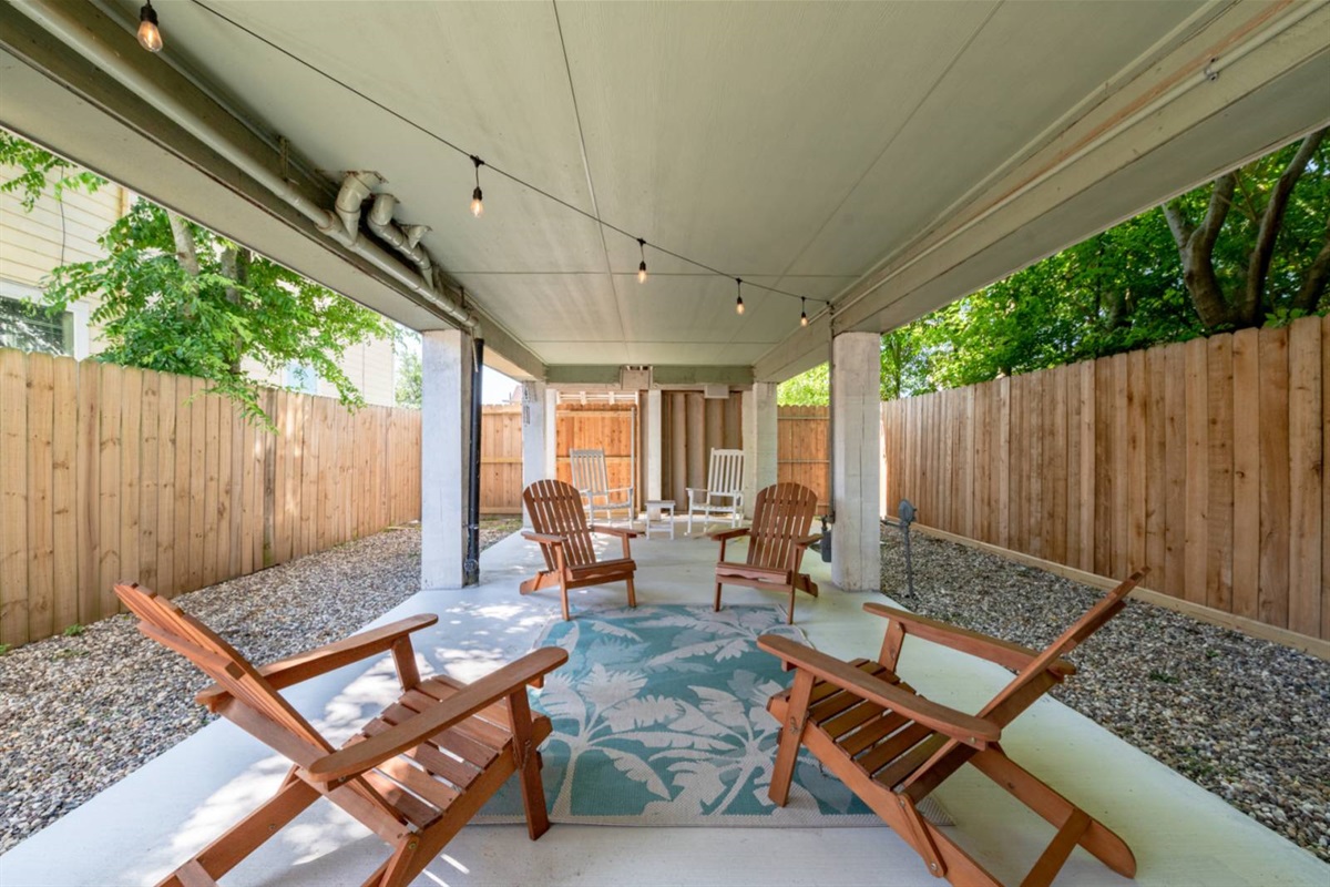 4a3a30f08c4441fd857c2ae62fc99f5d Large | Beachhouse | Texas | TX | Vacation Homes | Galveston | Crystal Beach | Kokomo | Breezy Days | Beachfront Elegance | Sunrise Serenity | Southern Sands Property Management, LLC