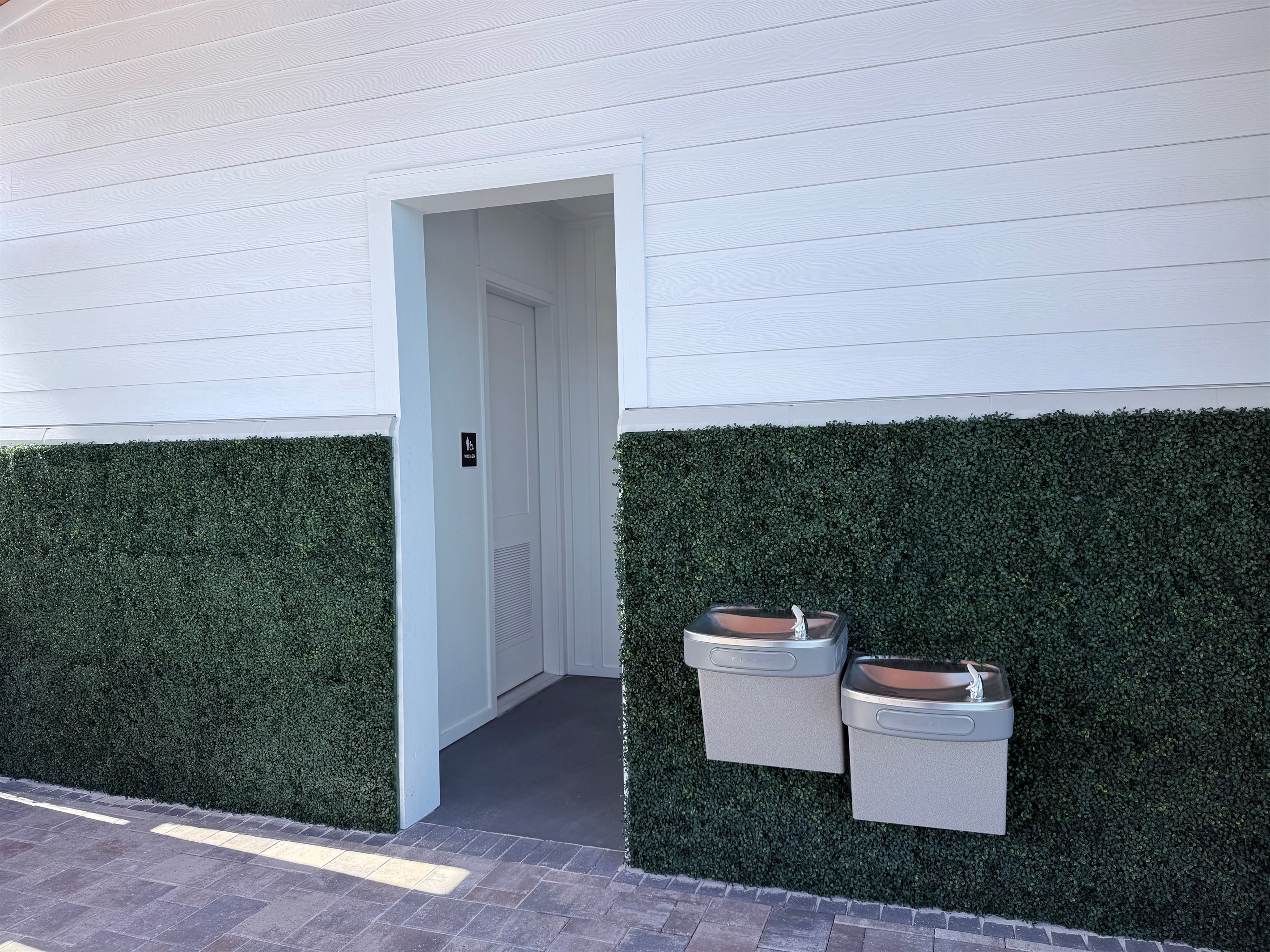 Bathroom facilities are available in the pool area