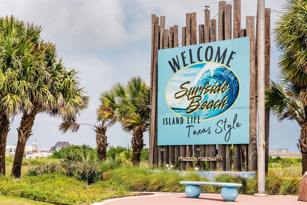 Welcome to Surfside Beach — island life, Texas style. Your weekend pace just slowed down. 