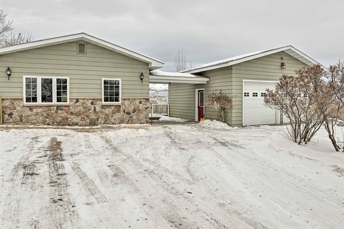 Parking for Wind River Quarters is located infront of the garage.