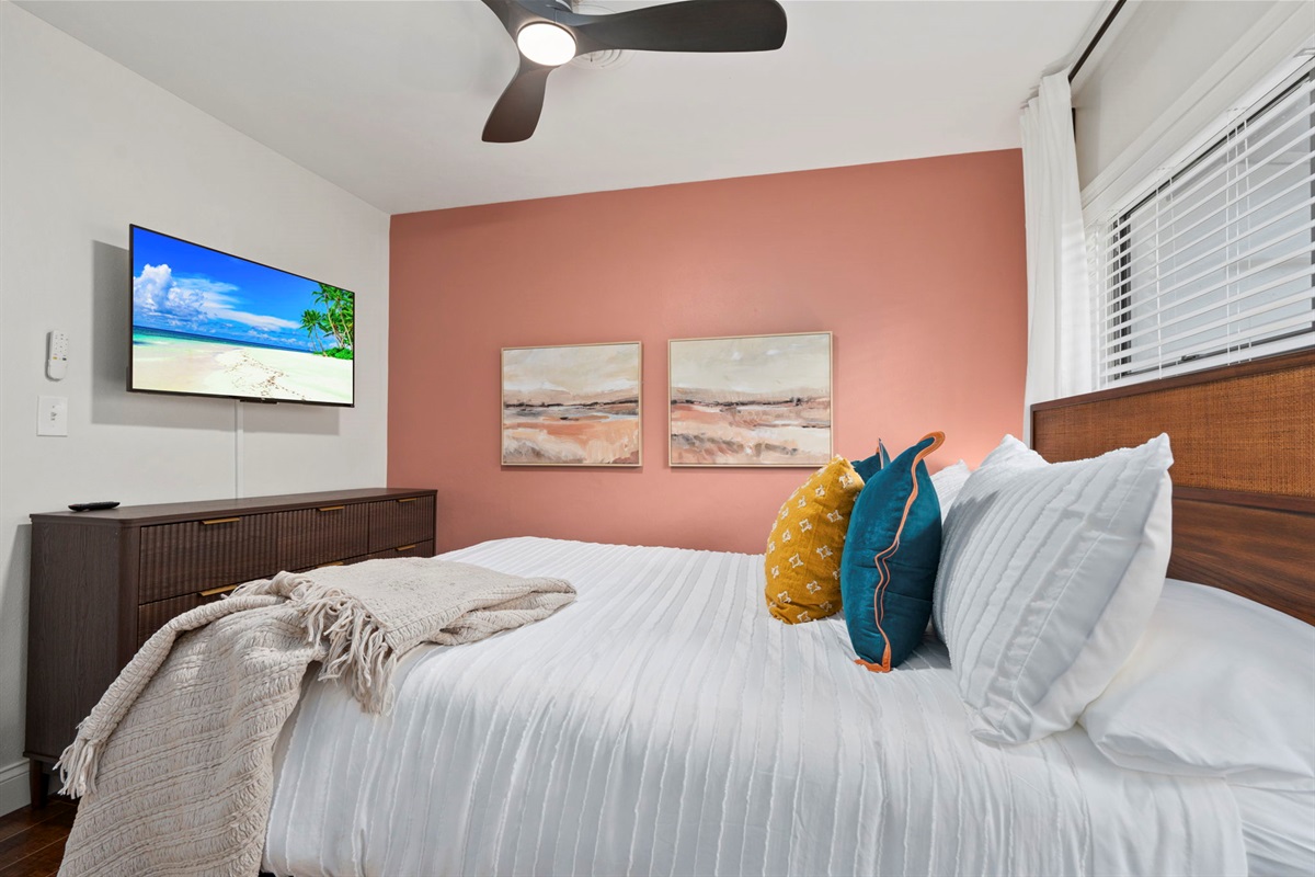 Queen Bedroom with TV