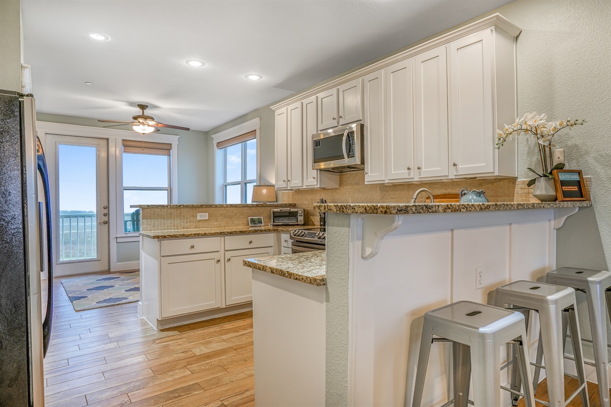 4a4d61bddaeb4ca9b0faefeea4aec3a2 Large | Beachhouse | Texas | TX | Vacation Homes | Galveston | Crystal Beach | Kokomo | Breezy Days | Beachfront Elegance | Sunrise Serenity | Southern Sands Property Management, LLC