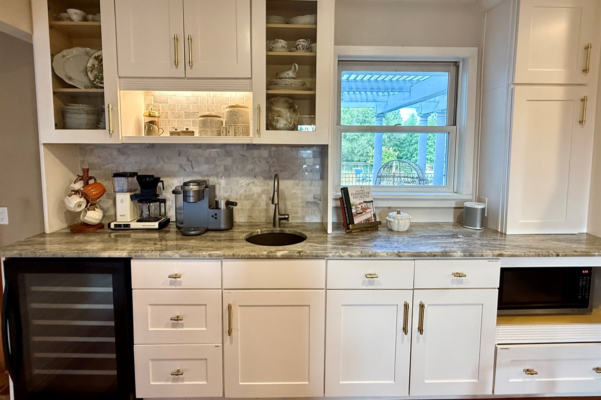 Coffee and Wine Station