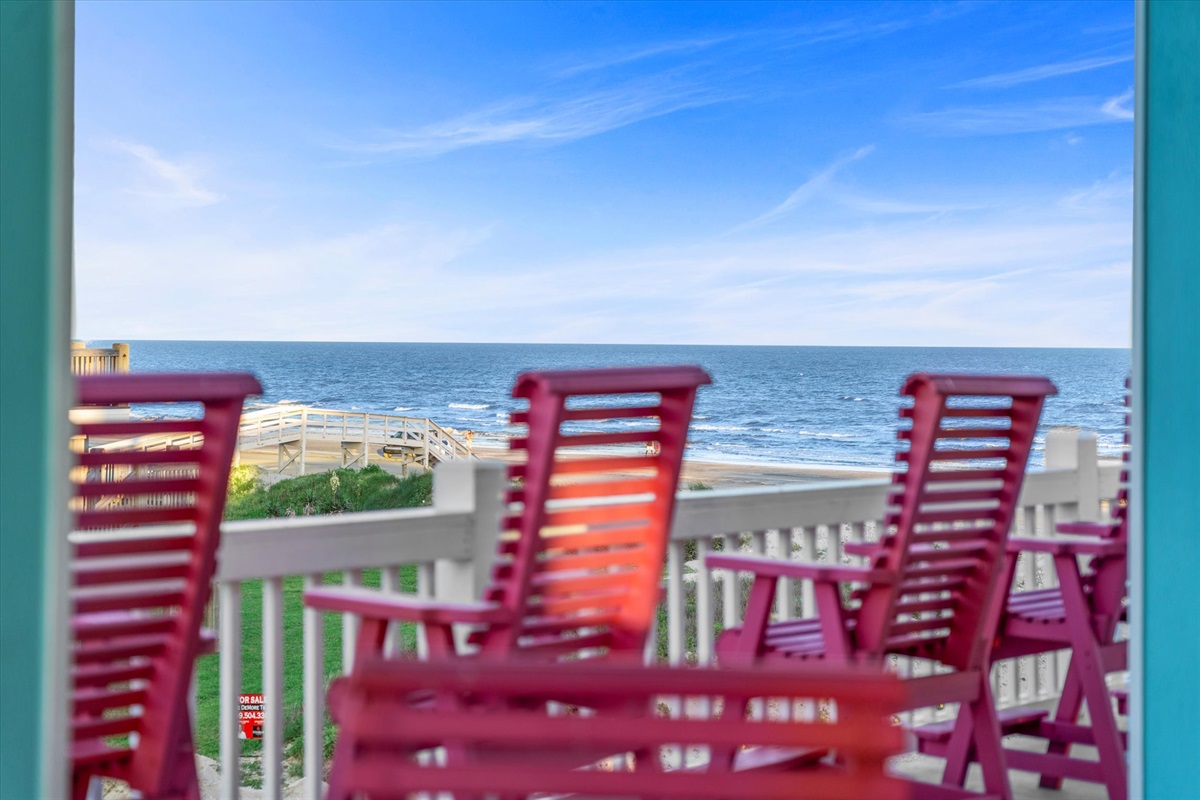4a8898488c56422d9c80b84abccef438 Large | Beachhouse | Texas | TX | Vacation Homes | Galveston | Crystal Beach | Kokomo | Breezy Days | Beachfront Elegance | Sunrise Serenity | Southern Sands Property Management, LLC