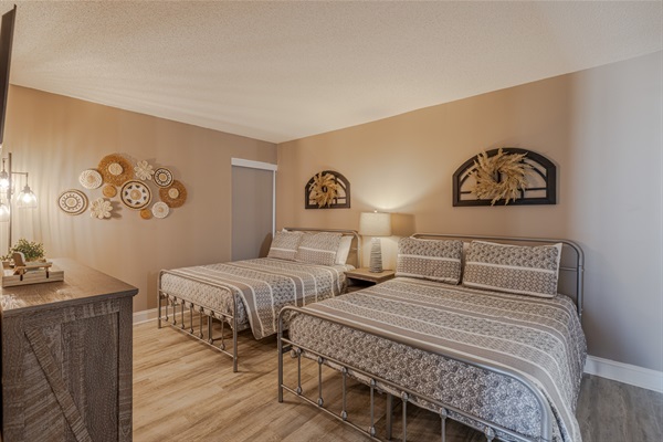 Third bedroom with two full size beds