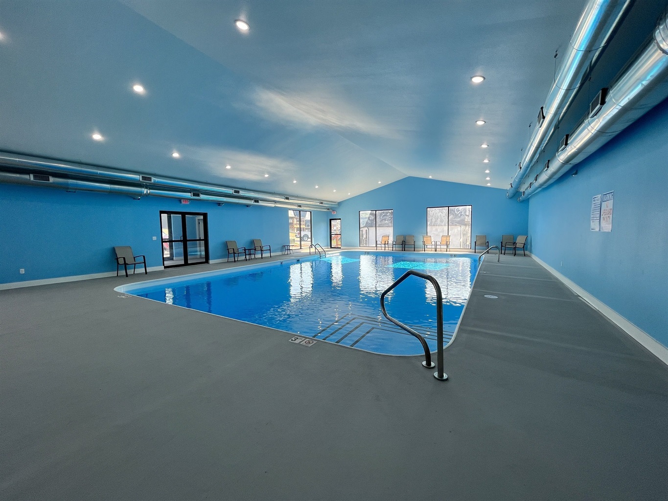 Indoor pool 3 doors down