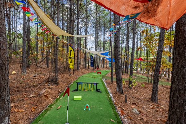 LuckyOne Hole #5 Putt Putt