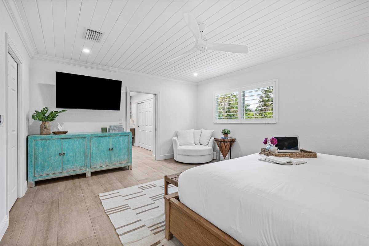 Effortless elegance defines the space, with clean lines, airy finishes, and a soothing palette inspired by coastal living.