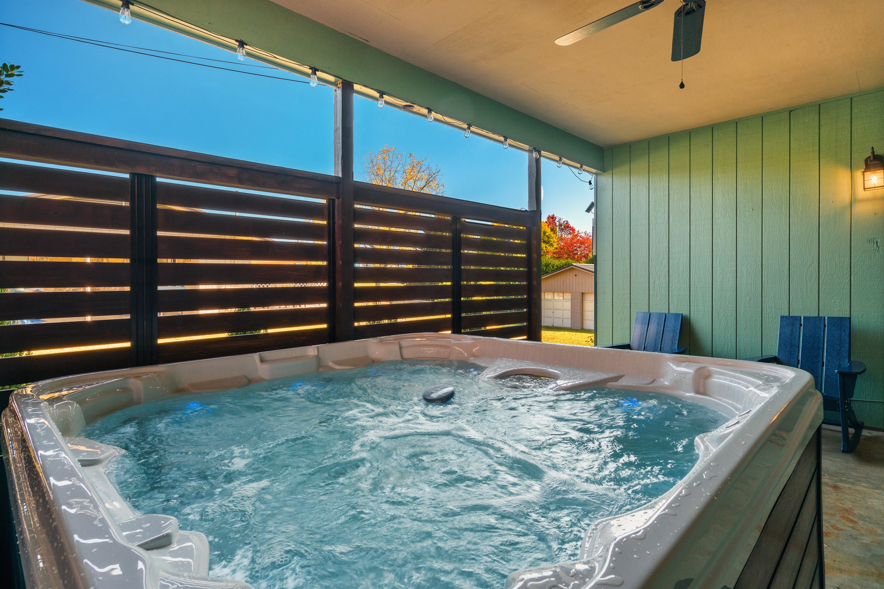 Enjoy our brand new 6-person Hot Tub ready for spring break. HD TV and seating area included!
