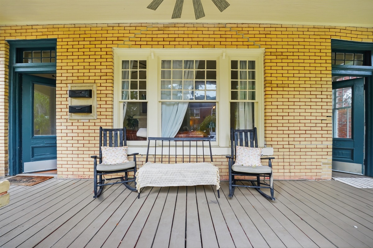 Front porch with rocking chairs