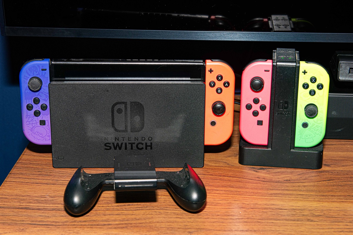 Game Room: Enjoy epic gaming sessions with our Nintendo Switch setup for endless fun!