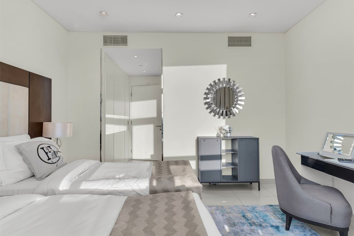 Bedroom with panoramic view