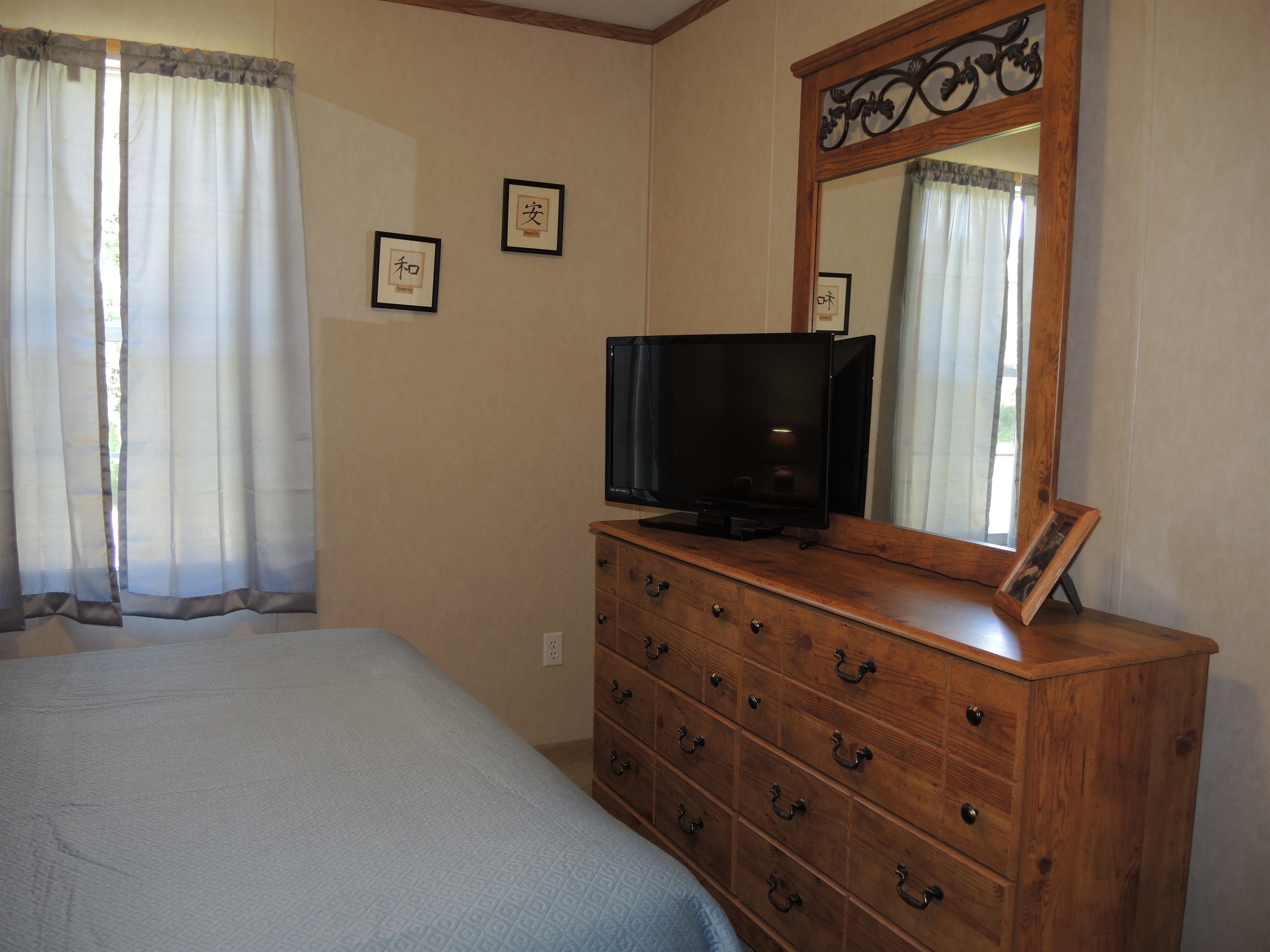 Queen Bedroom #1